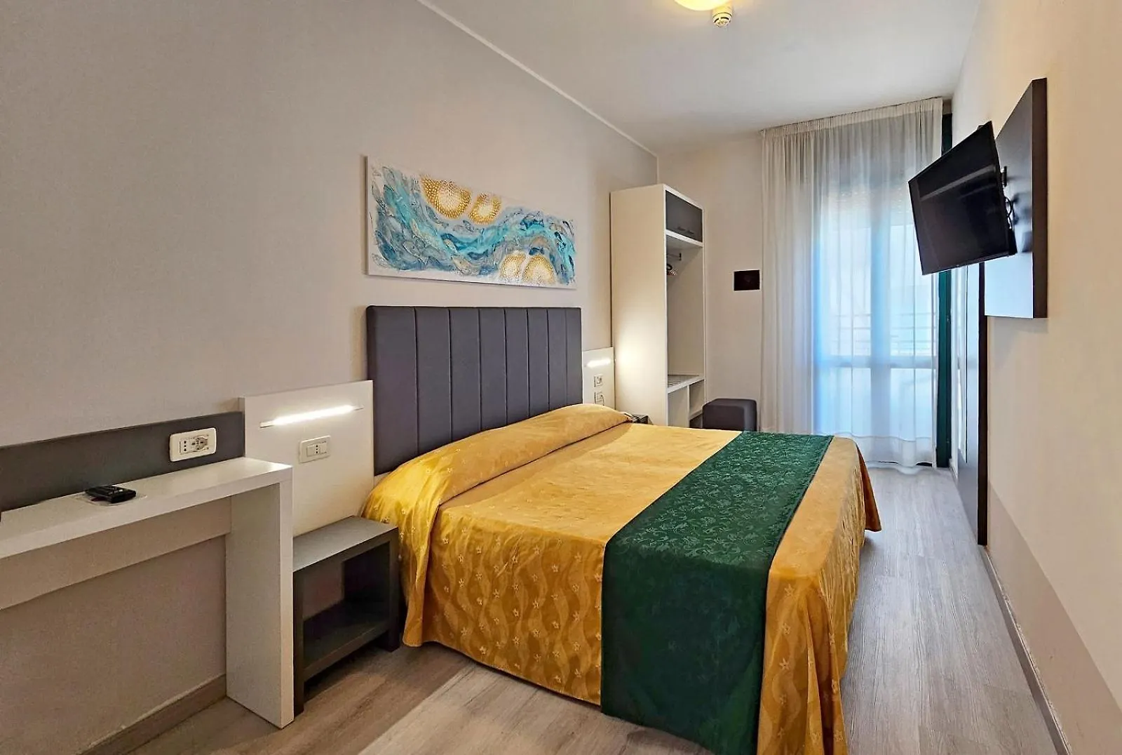 Hotel Panorama Лидо-ди-Езоло 3*,